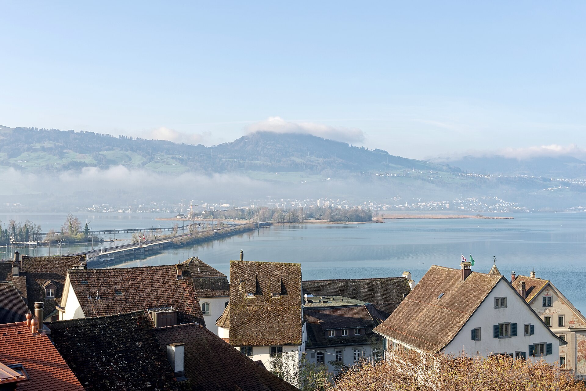 Rapperswil-Jona · Château & lac de Zurich